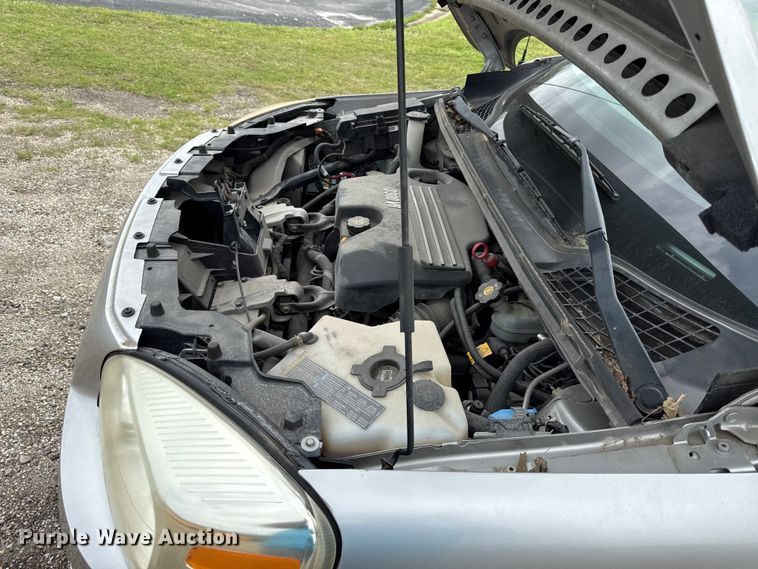 image for item EV7704 2008 Chevrolet Uplander LS van