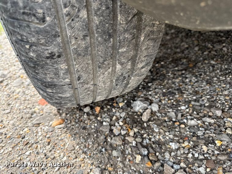 image for item EV7704 2008 Chevrolet Uplander LS van