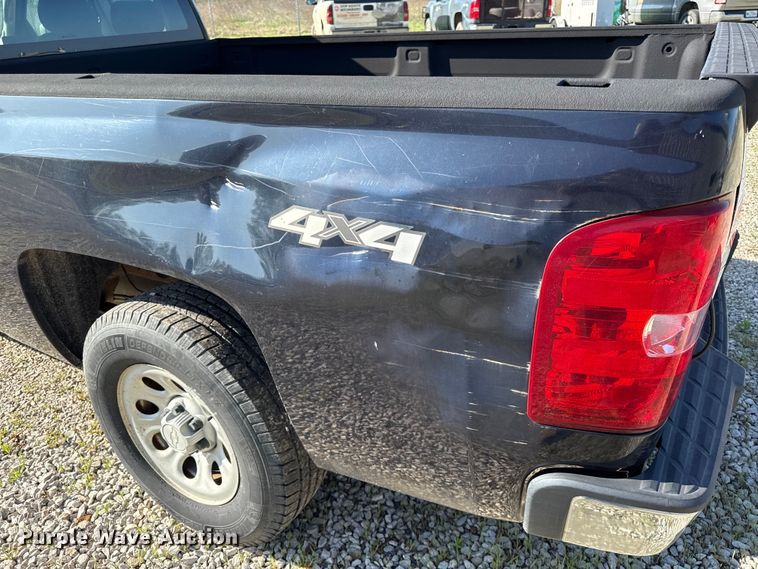 image for item EV7708 2008 Chevrolet Silverado 1500  Ext. Cab dump truck