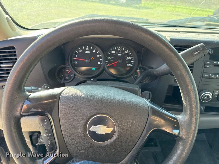 image for item EV7708 2008 Chevrolet Silverado 1500  Ext. Cab dump truck