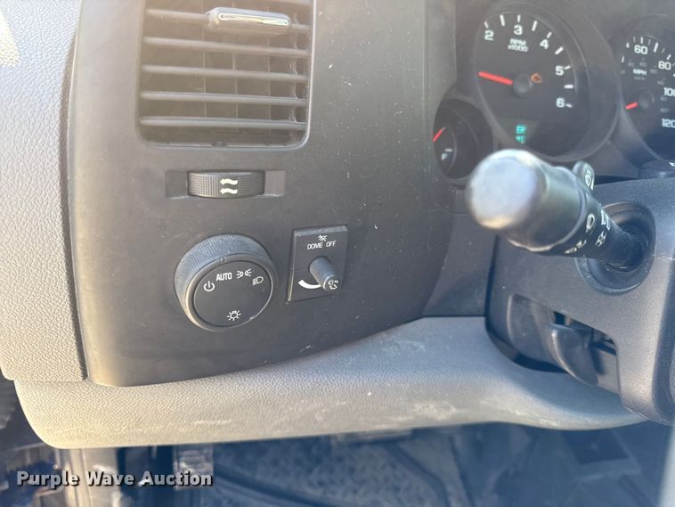 image for item EV7708 2008 Chevrolet Silverado 1500  Ext. Cab dump truck