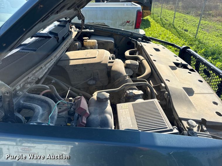 image for item EV7710 2012 Chevrolet Silverado Ext. Cab pickup truck