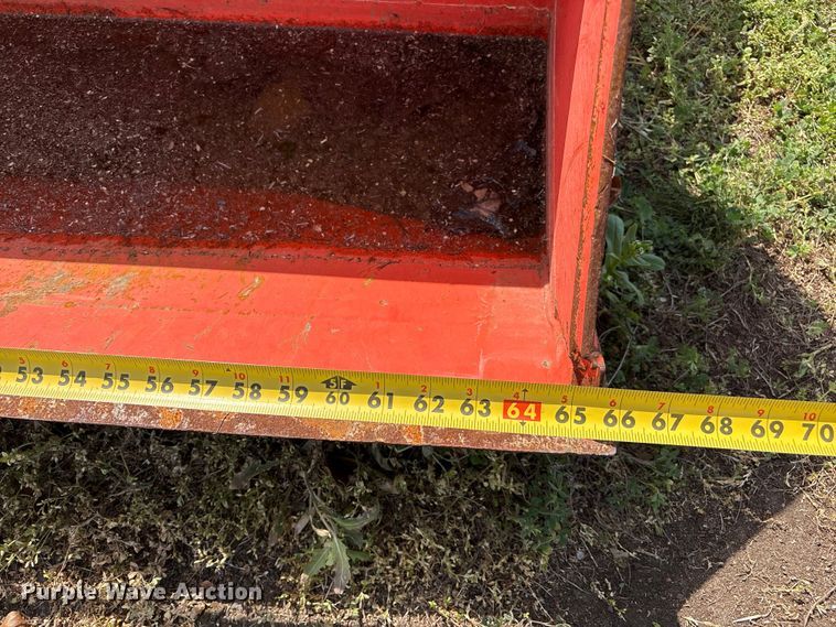 image for item EW1492 Kubota L2501HST MFWD tractor