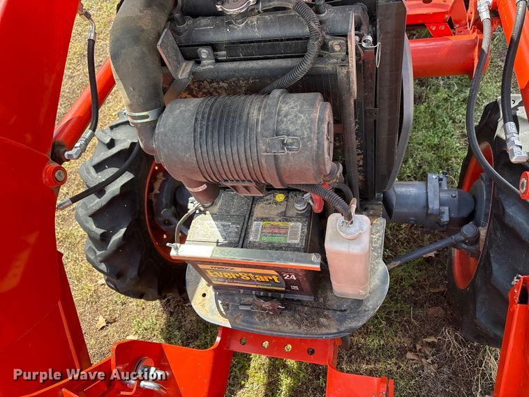 image for item EW1492 Kubota L2501HST MFWD tractor