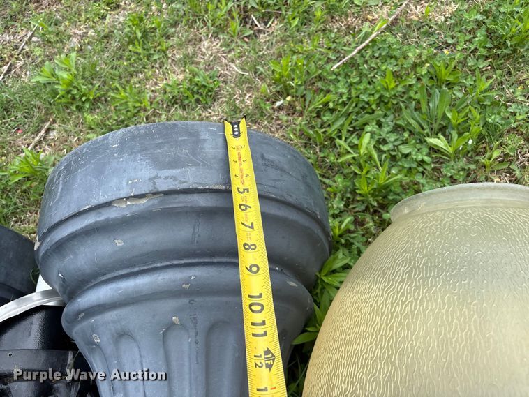 image for item EW1509 (10) light poles