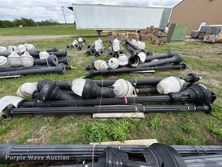 image for item EW1510 (10) light poles