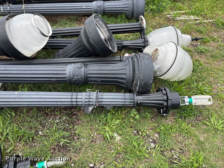 image for item EW1510 (10) light poles