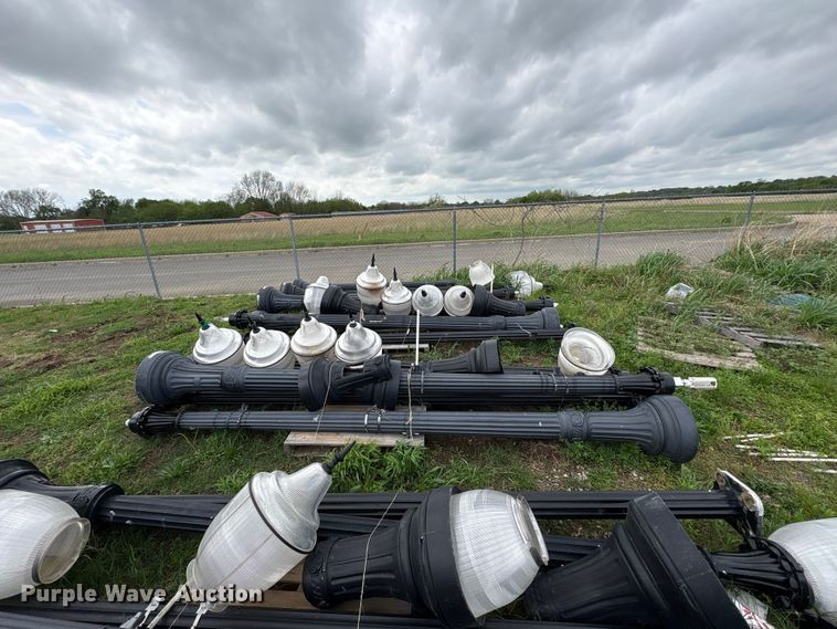 image for item EW1511 (13) light poles