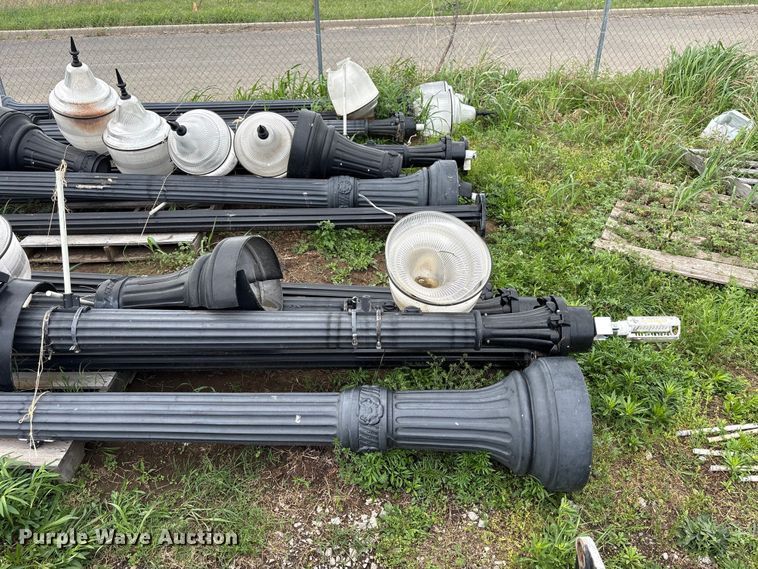 image for item EW1511 (13) light poles