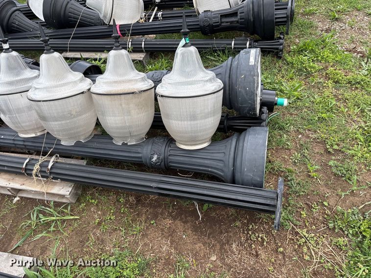 image for item EW1511 (13) light poles