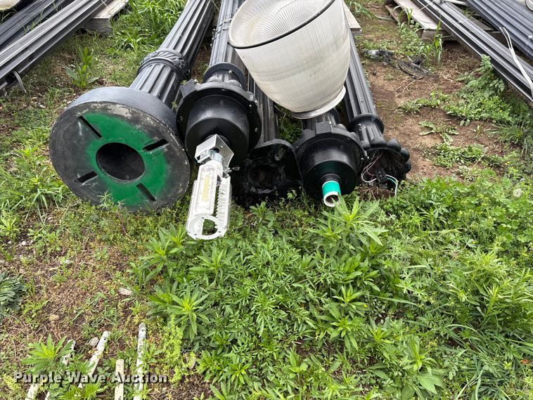 image for item EW1511 (13) light poles