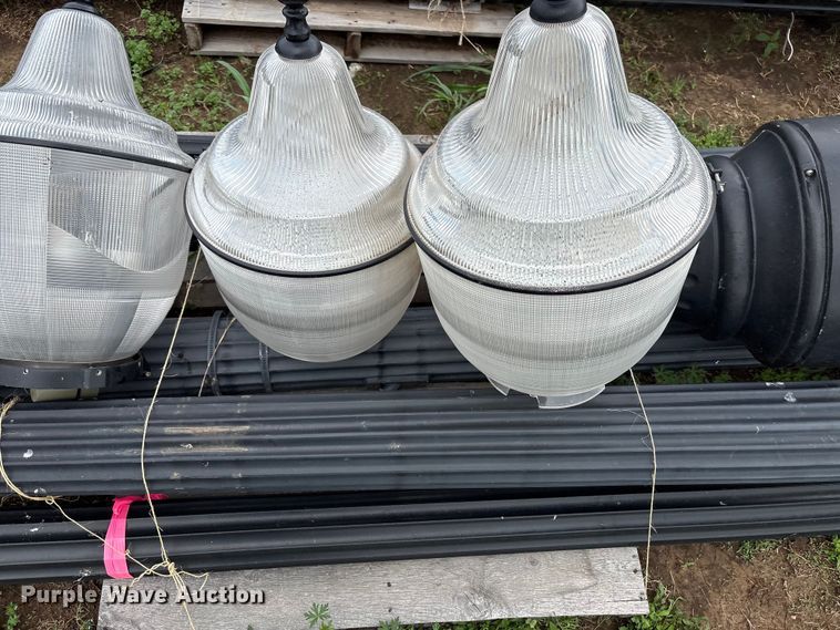 image for item EW1511 (13) light poles