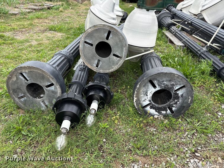 image for item EW1512 (10) light poles