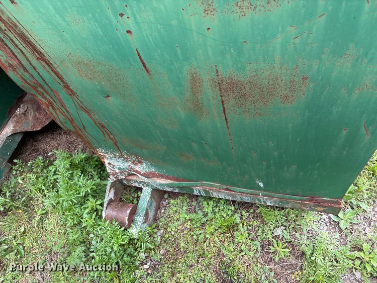 image for item EW1515 (2) dumpsters