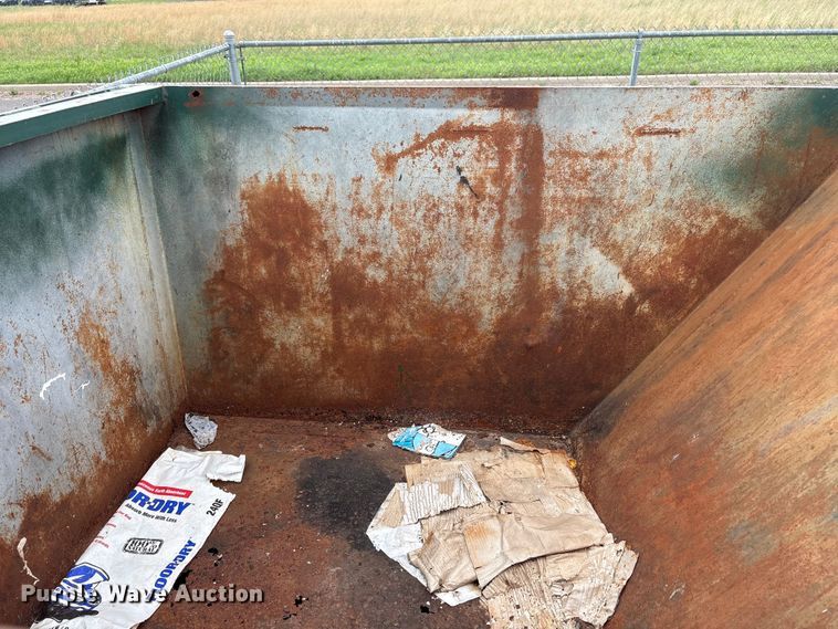 image for item EW1519 (3) dumpsters