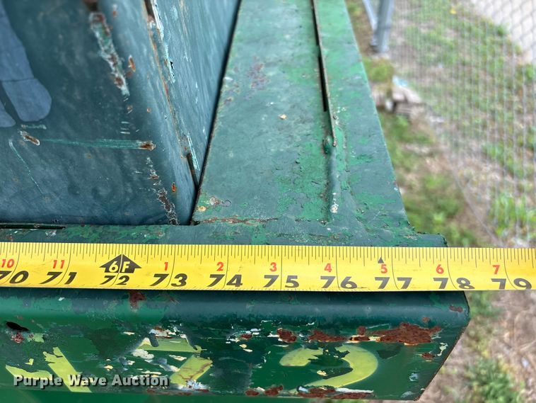 image for item EW1519 (3) dumpsters