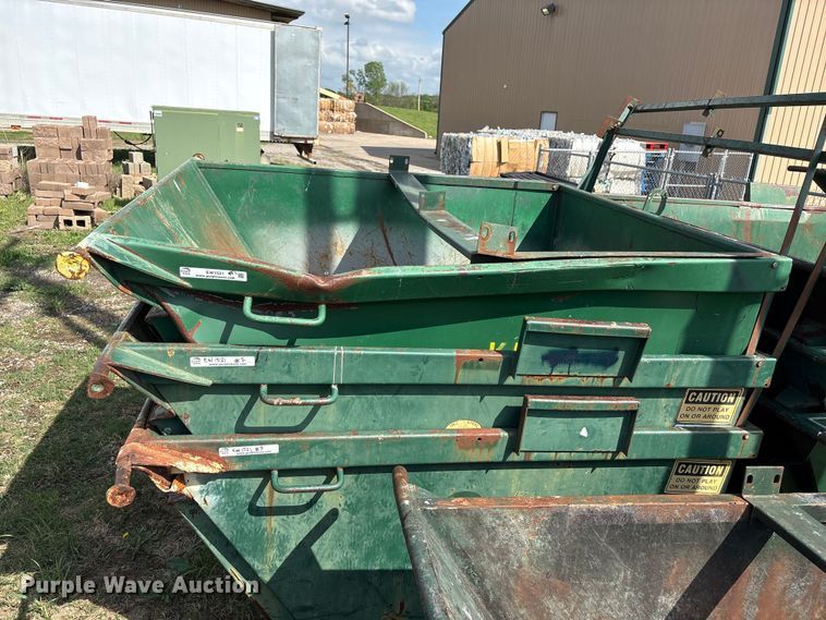 image for item EW1521 (3) dumpsters