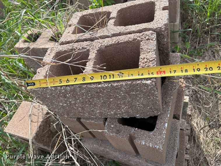 image for item EW1524 Approximately 150 concrete blocks