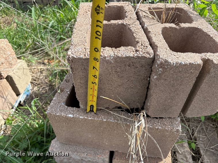 image for item EW1524 Approximately 150 concrete blocks