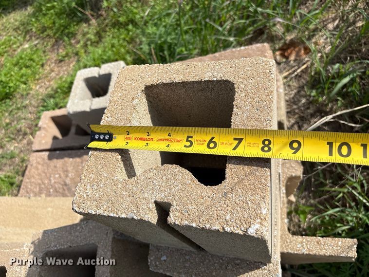 image for item EW1524 Approximately 150 concrete blocks