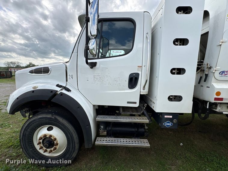 image for item EW1525 2014 Freightliner Business Class M2 refuse truck