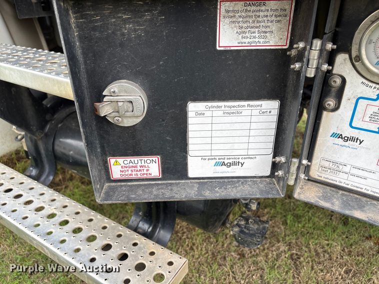 image for item EW1525 2014 Freightliner Business Class M2 refuse truck