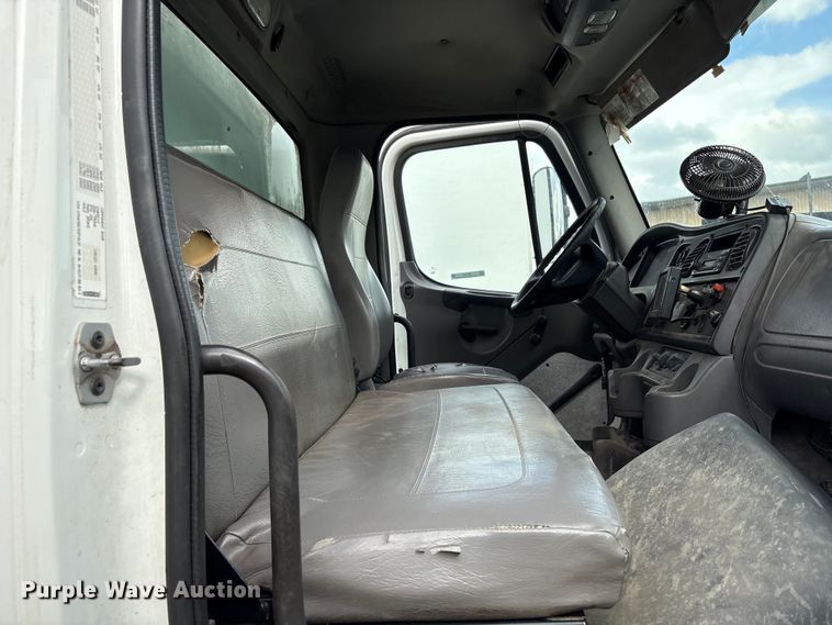 image for item EW1525 2014 Freightliner Business Class M2 refuse truck