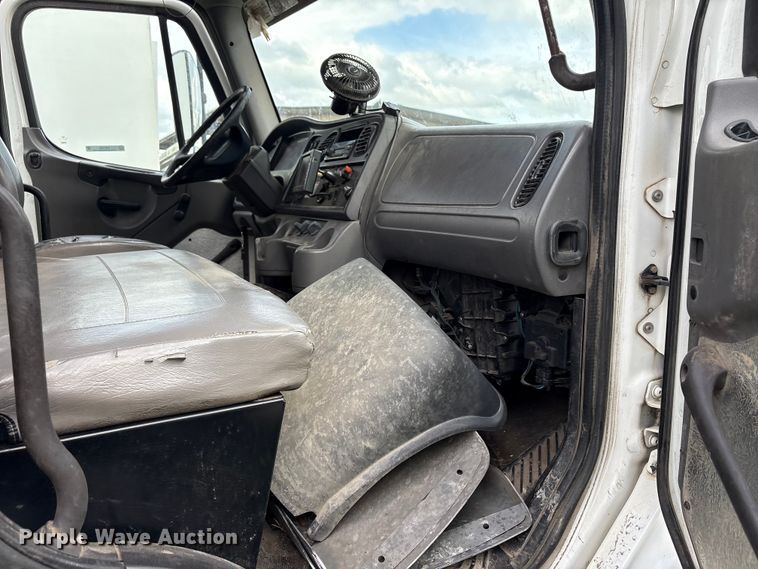 image for item EW1525 2014 Freightliner Business Class M2 refuse truck