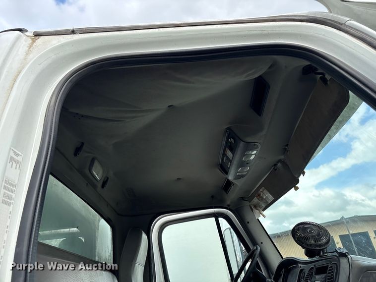 image for item EW1525 2014 Freightliner Business Class M2 refuse truck