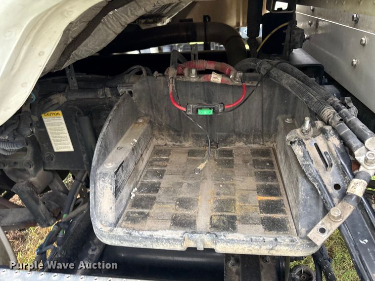 image for item EW1525 2014 Freightliner Business Class M2 refuse truck