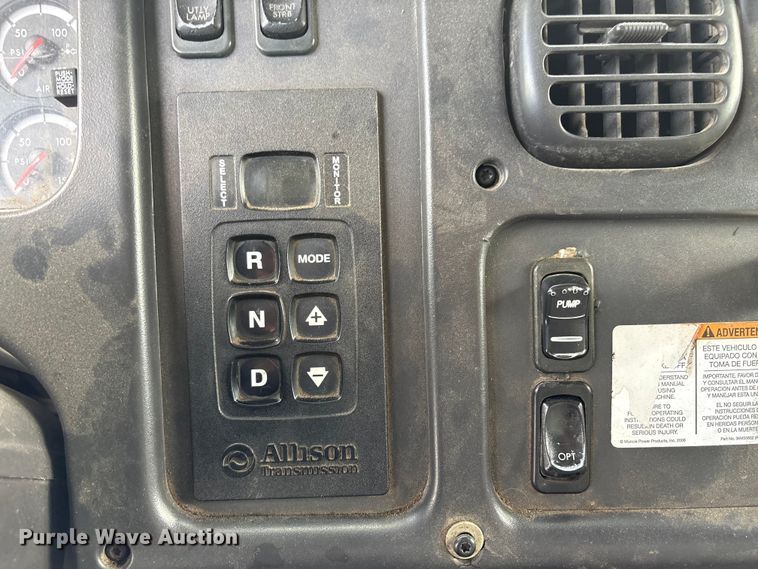 image for item EW1525 2014 Freightliner Business Class M2 refuse truck