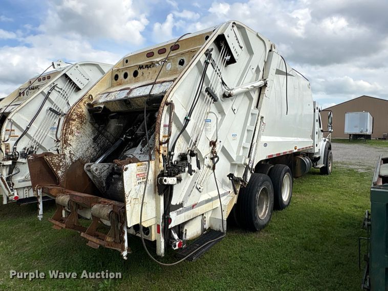image for item EW1526 2014 Freightliner Business Class M2 refuse truck