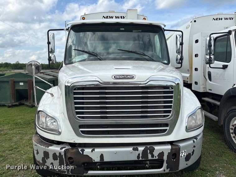 image for item EW1526 2014 Freightliner Business Class M2 refuse truck