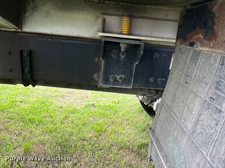 image for item EW1526 2014 Freightliner Business Class M2 refuse truck