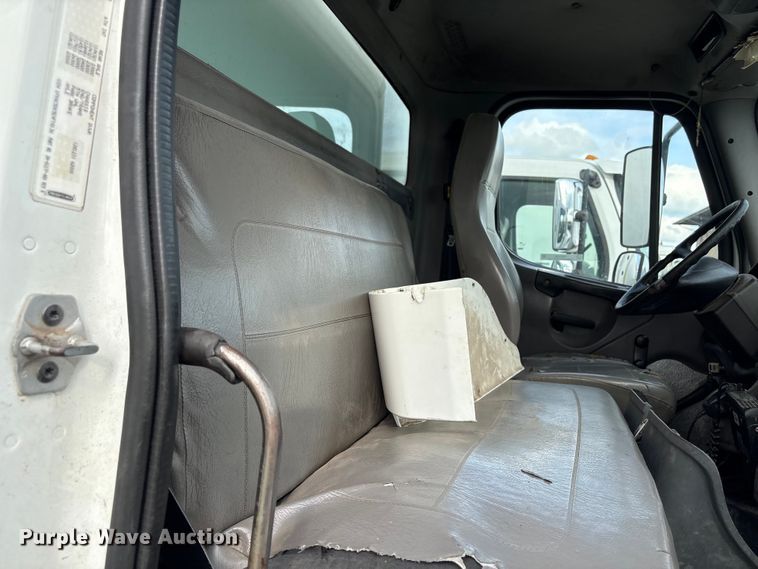 image for item EW1526 2014 Freightliner Business Class M2 refuse truck