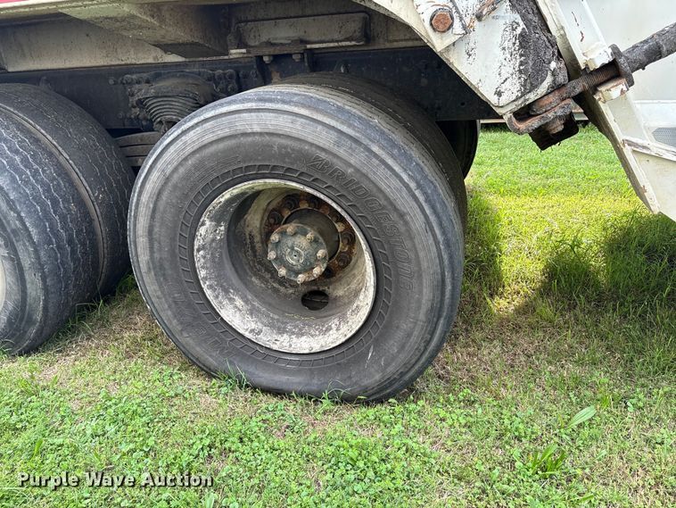 image for item EW1526 2014 Freightliner Business Class M2 refuse truck