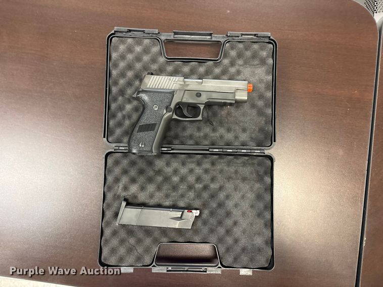image for item EW1527 (3) Keymore HG-175 airsoft pistols