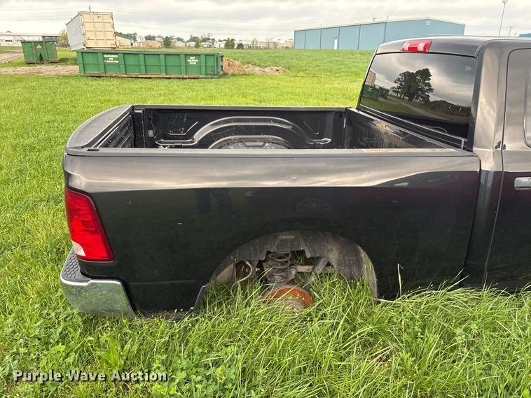 image for item EW1528 2019 RAM 1500 Ext. Cab pickup truck