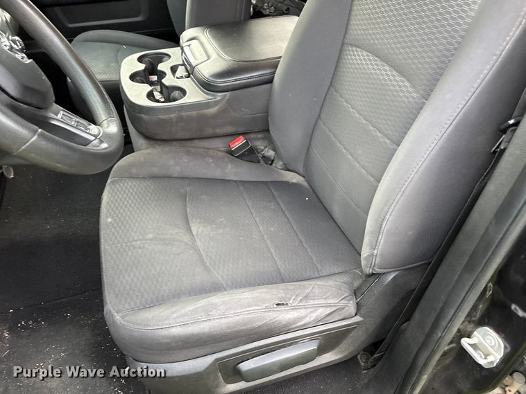 image for item EW1528 2019 RAM 1500 Ext. Cab pickup truck
