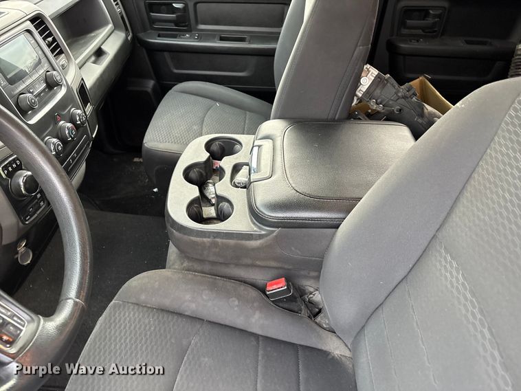 image for item EW1528 2019 RAM 1500 Ext. Cab pickup truck