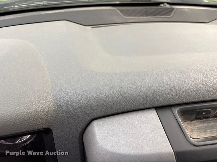 image for item EW1528 2019 RAM 1500 Ext. Cab pickup truck