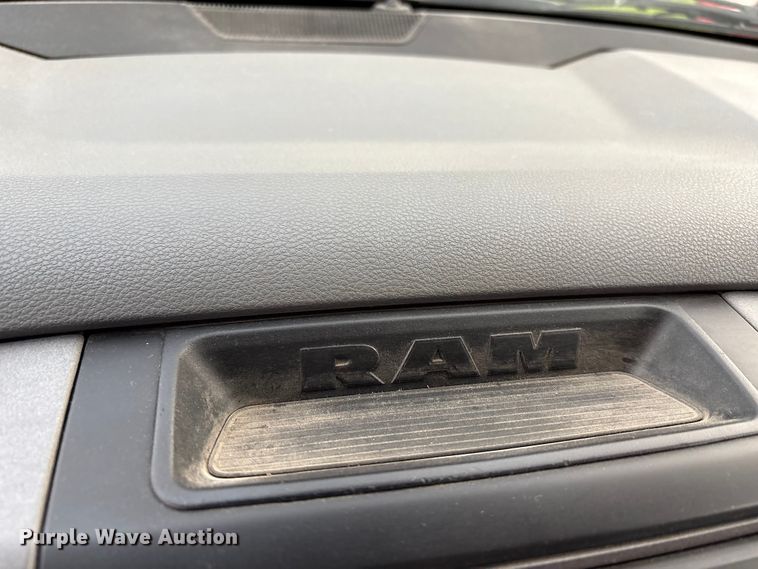 image for item EW1528 2019 RAM 1500 Ext. Cab pickup truck