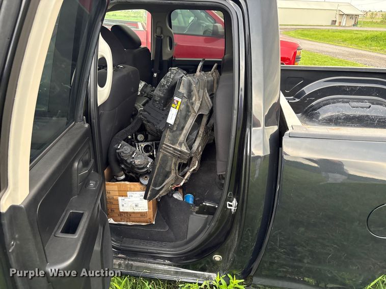 image for item EW1528 2019 RAM 1500 Ext. Cab pickup truck