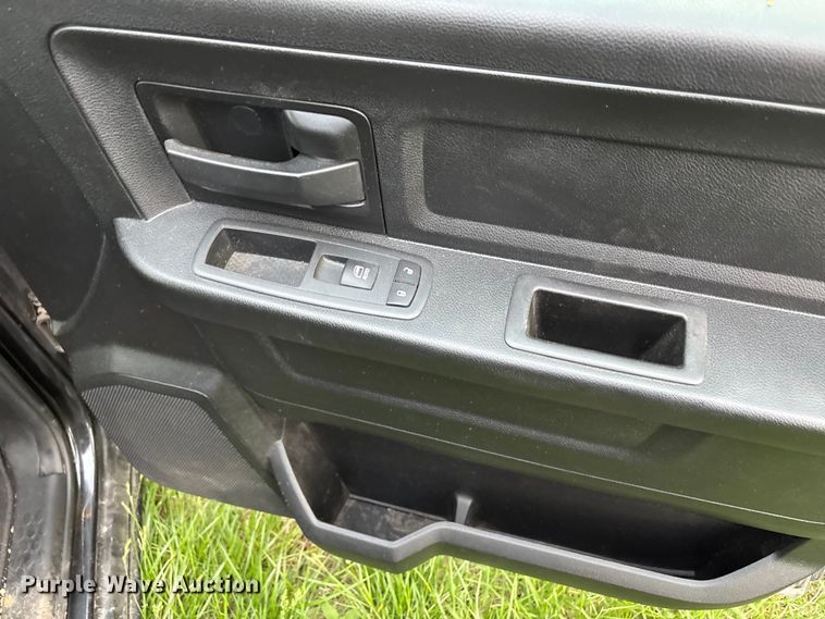 image for item EW1528 2019 RAM 1500 Ext. Cab pickup truck
