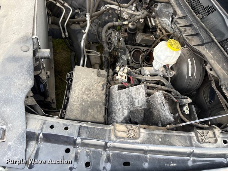 image for item EW1528 2019 RAM 1500 Ext. Cab pickup truck