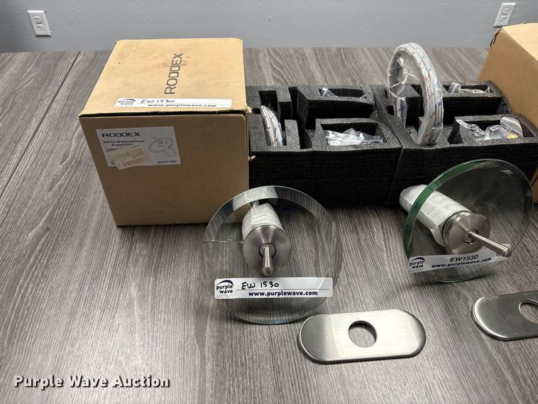 image for item EW1530 (2) Roddex faucet fixtures