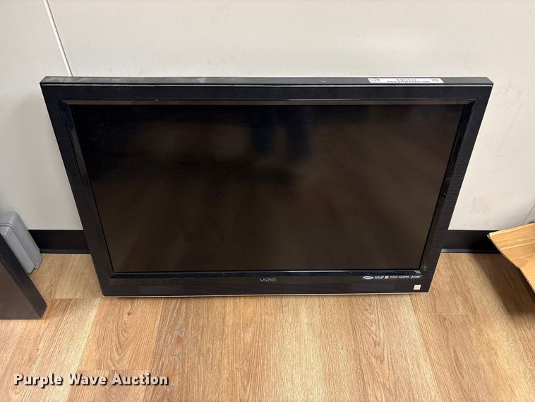 image for item EW1531 Vizio 42