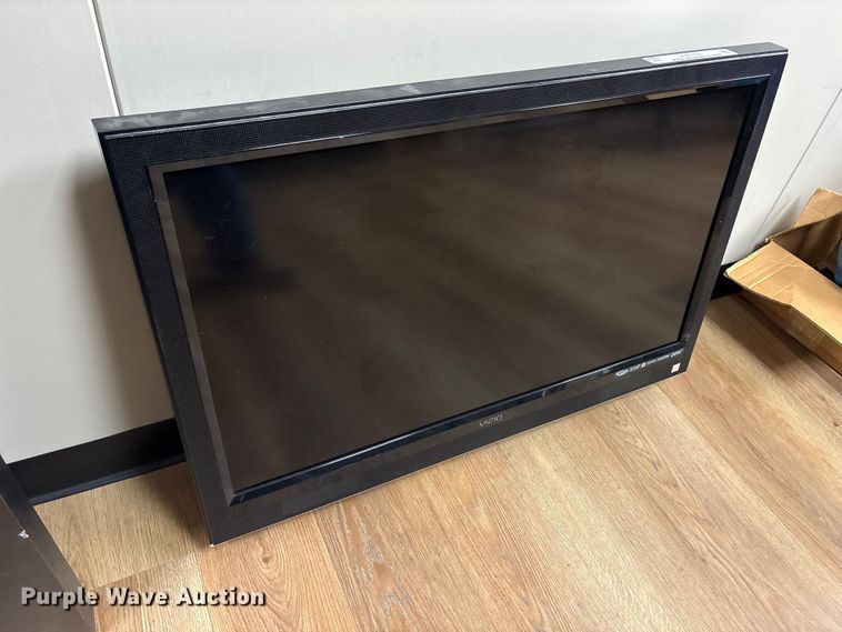 image for item EW1531 Vizio 42