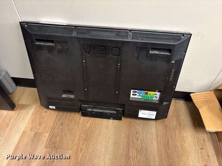 image for item EW1531 Vizio 42