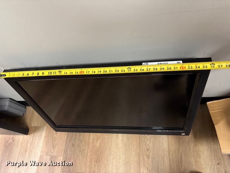 image for item EW1531 Vizio 42